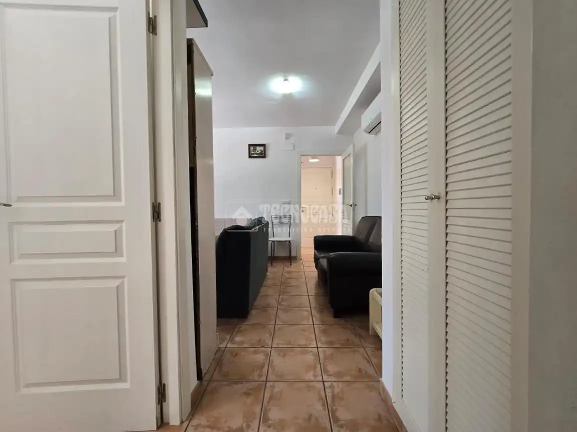 Piso en venta en Vélez de Benaudalla con Aire acondicionado, Terraza y Piscina comunitaria