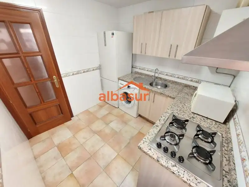 Cocina de Piso en venta en Fernán-Núñez con Amueblado