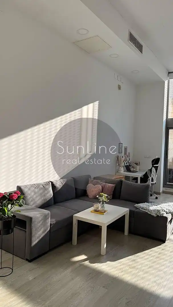 Außenansicht von Loft zur Miete in Valencia mit Klimaanlage, Möbliert und Balkon