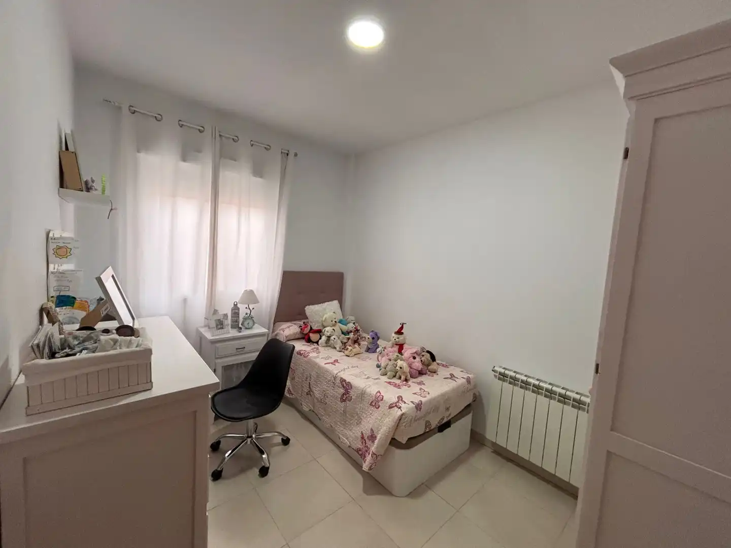 Schlafzimmer von Einfamilien-Reihenhaus zum Verkauf in Mérida mit Klimaanlage, Heizung und Privatgarten