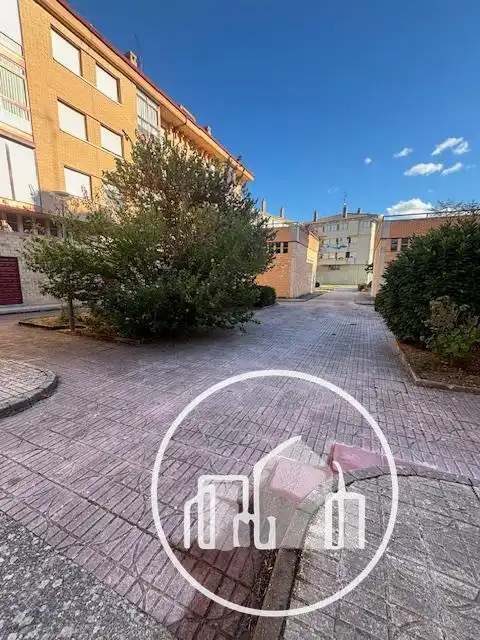Appartamento in vendita a Medina de Pomar