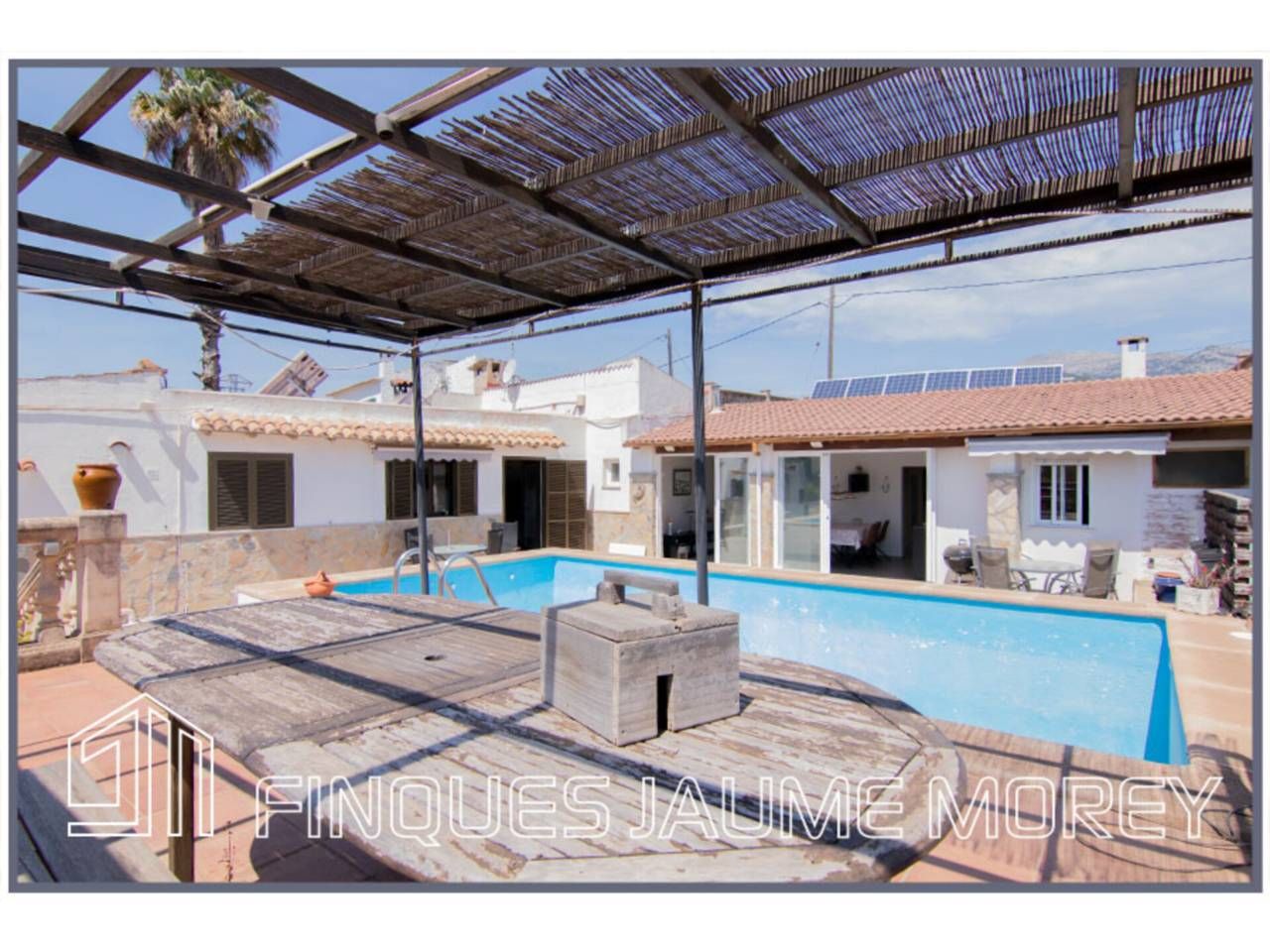 Swimming pool of Country house for sale in Selva  with Air Conditioner, Private garden and Terrace