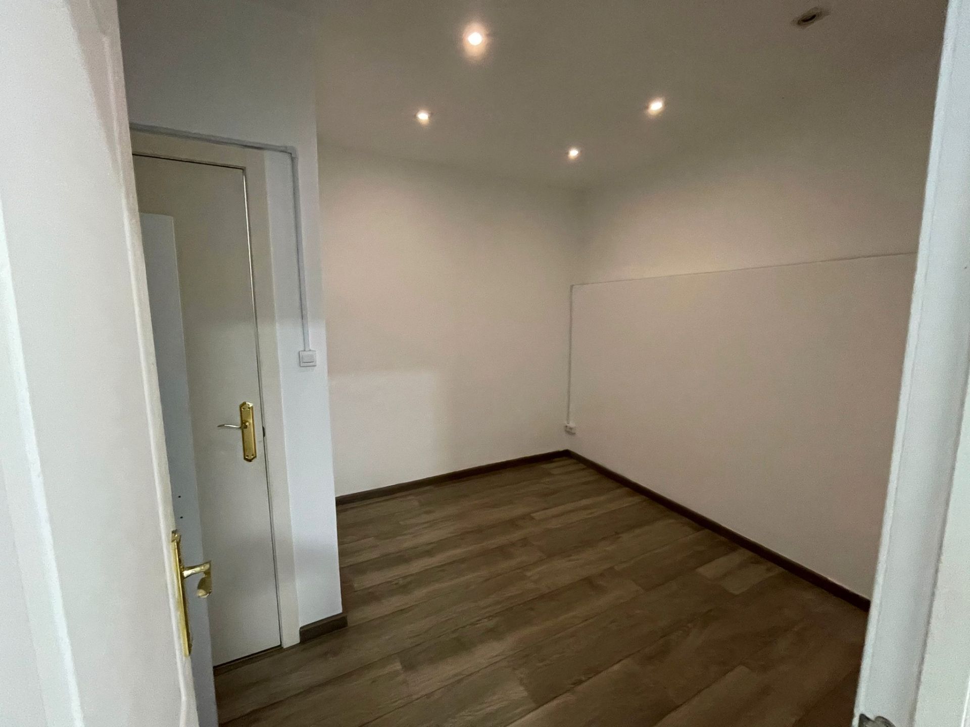 Local de alquiler en La Arena, Este