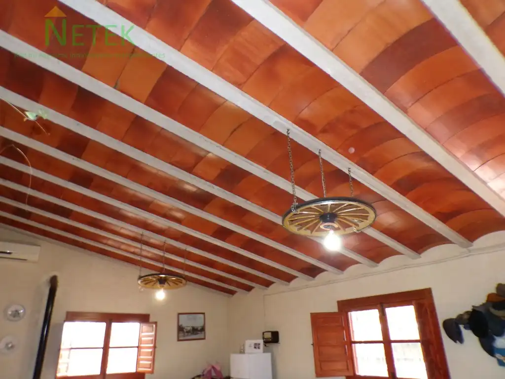 Country homes for sale in Santa Cruz