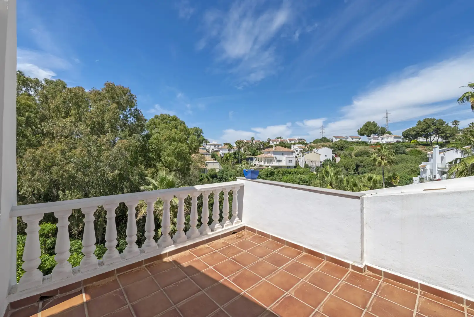 Vista exterior de Casa adosada en venta en Mijas con Aire acondicionado, Jardín privado y Terraza