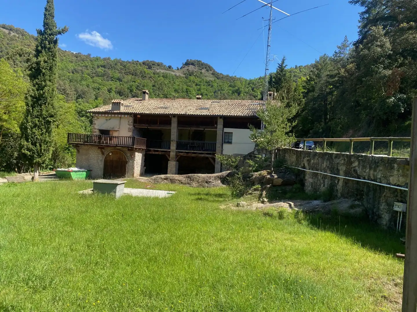 Vista exterior de Finca rústica en venta en La Quar con Calefacción y Jardín privado