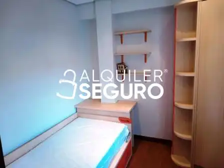 Flat for rent in Tenerias, Coronación