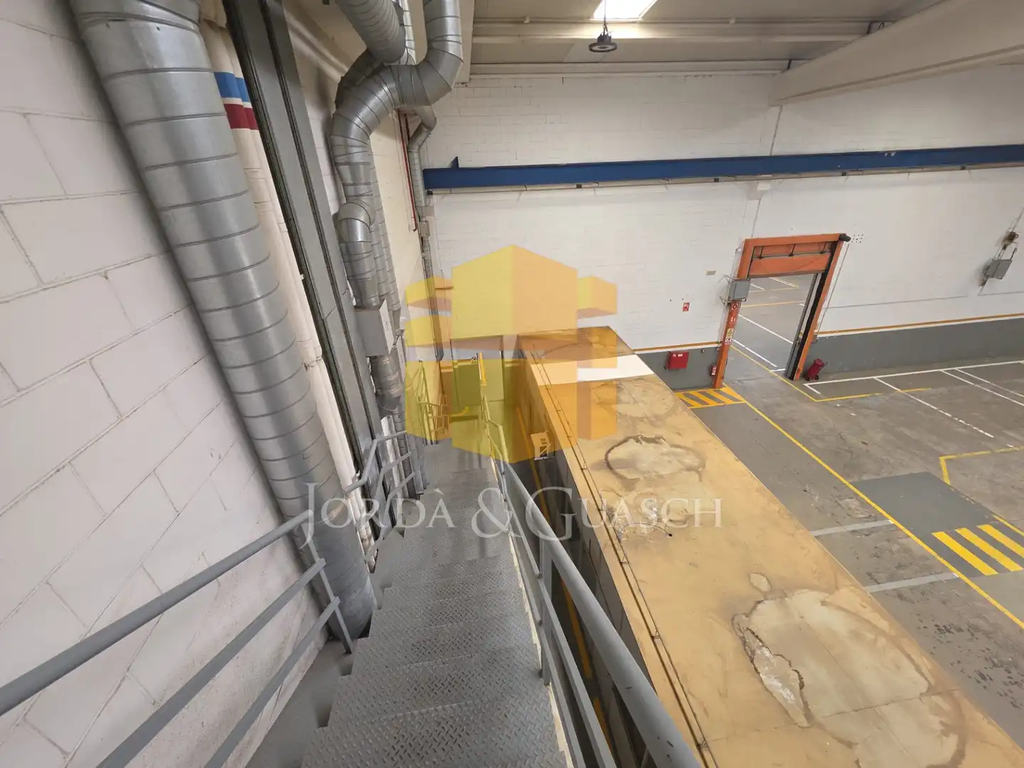 Nave industrial en venta en Carrer de València, 53, Ca n'Oriol