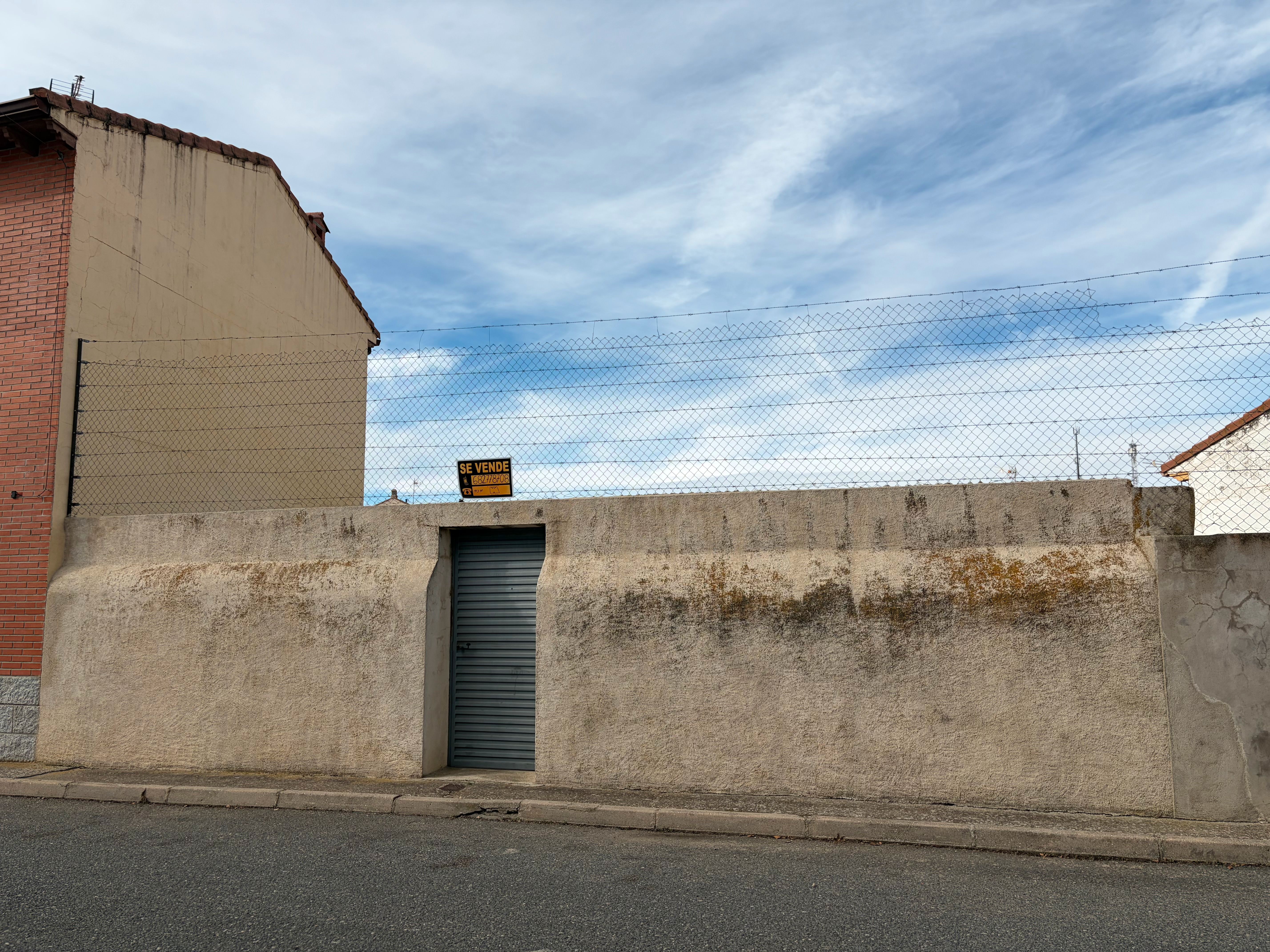 Exterior view of Land for sale in Santa María del Cubillo