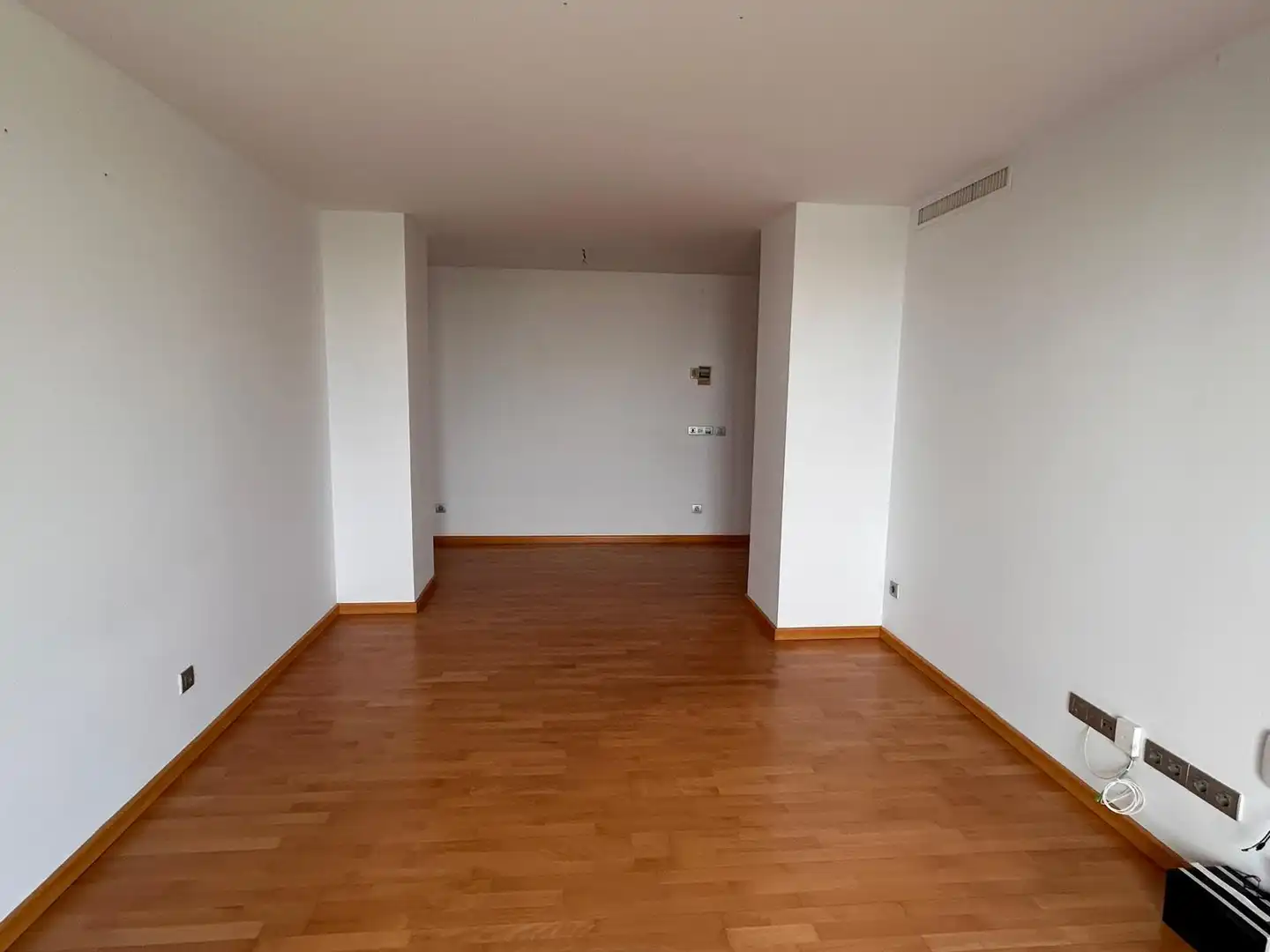 Wohnung zum Verkauf in Mislata mit Klimaanlage, Heizung und Parkett
