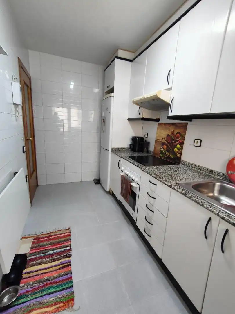 Cocina de Piso en venta en Terrassa con Calefacción y Balcón