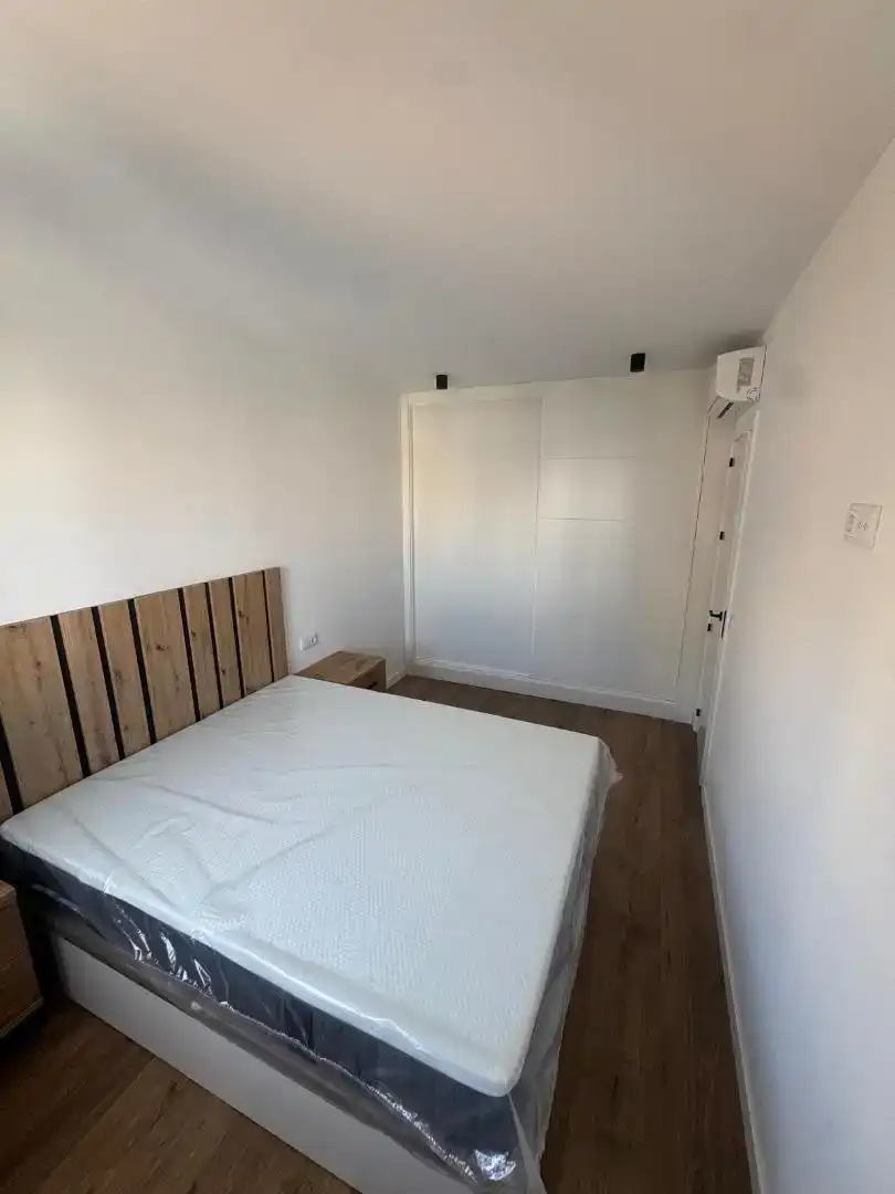 Schlafzimmer von Wohnung zur Miete in  Huelva Capital mit Klimaanlage