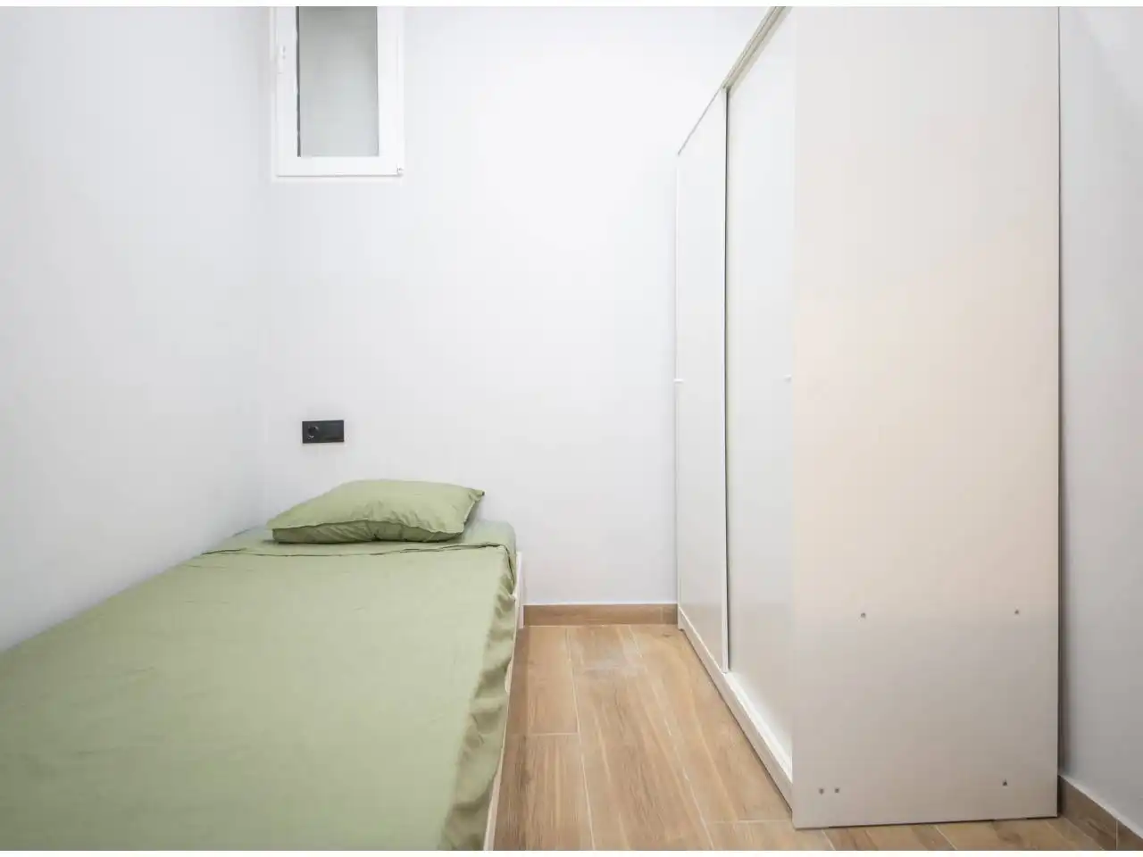 Piso en venta en La Salut