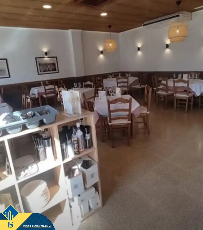 Local en venta en Torrevieja con Terraza y Amueblado