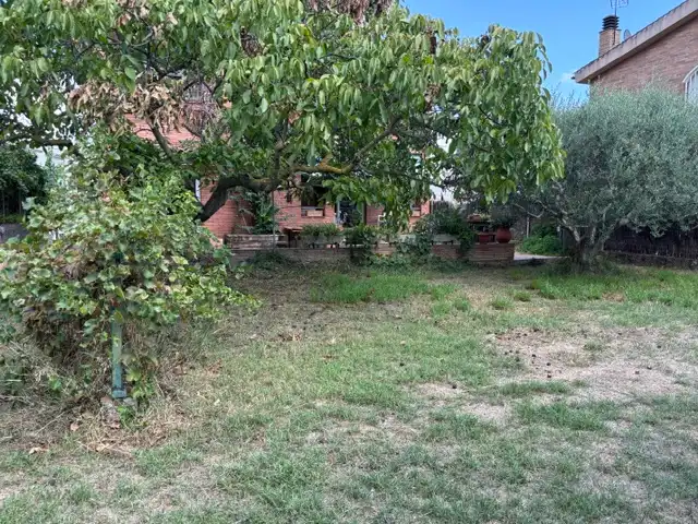 Casa amb jardí en venda a Sant Andreu de la Barca, imagen 5