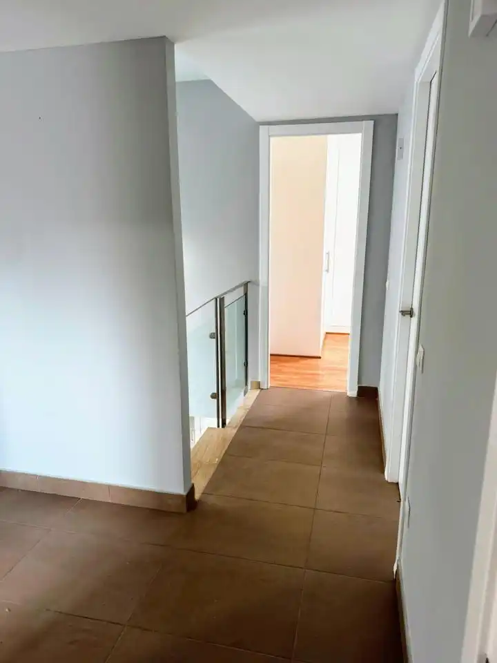 Casa o xalet en venda en Rubí amb Terrassa, Piscina i Internet