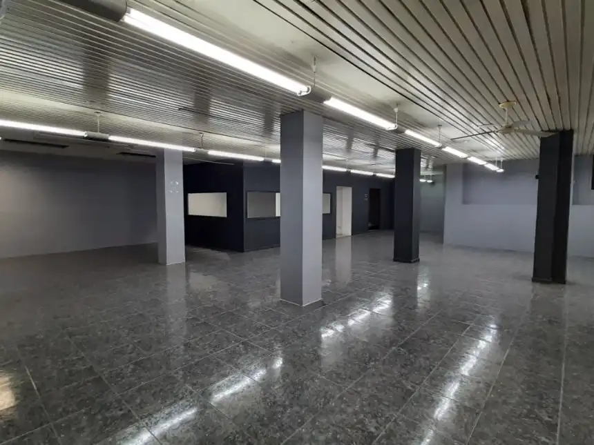 Gewerbefläche zum Verkauf in Avinguda de L'Onze de Setembre, imagen 2