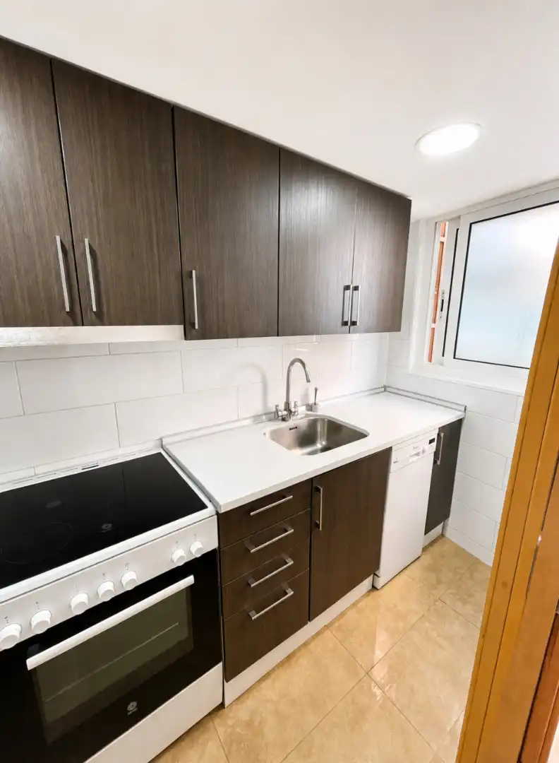 Cocina de Dúplex en venta en Barcelona con Horno