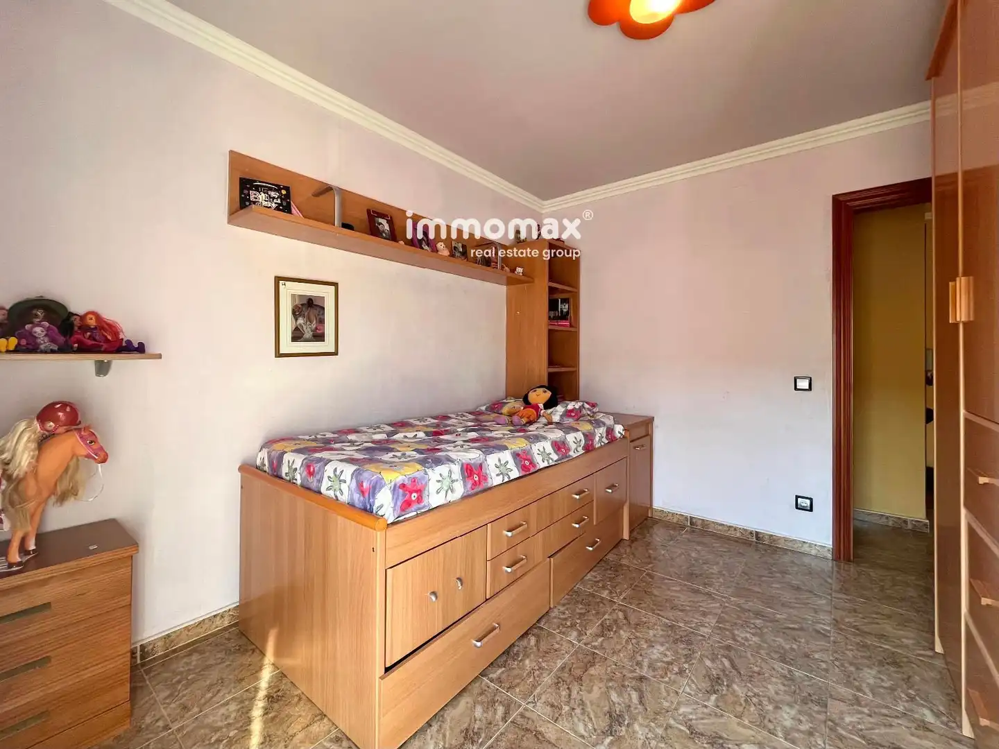 Dormitori de Casa adosada en venda en Vilanova i la Geltrú amb Aire condicionat, Calefacció i Terrassa