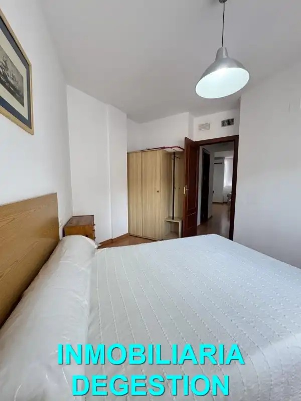 Dormitori de Apartament de lloguer en Centro ciudad