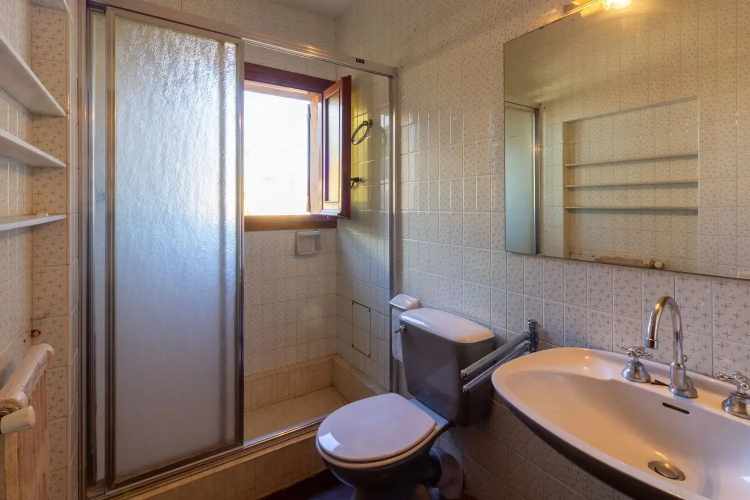 Bathroom of Houses for sale in Arenys de Mar  with Private garden, Terrace and Storage room