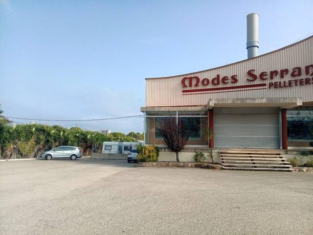 Local comercial en Alquiler en Coma-ruga platja