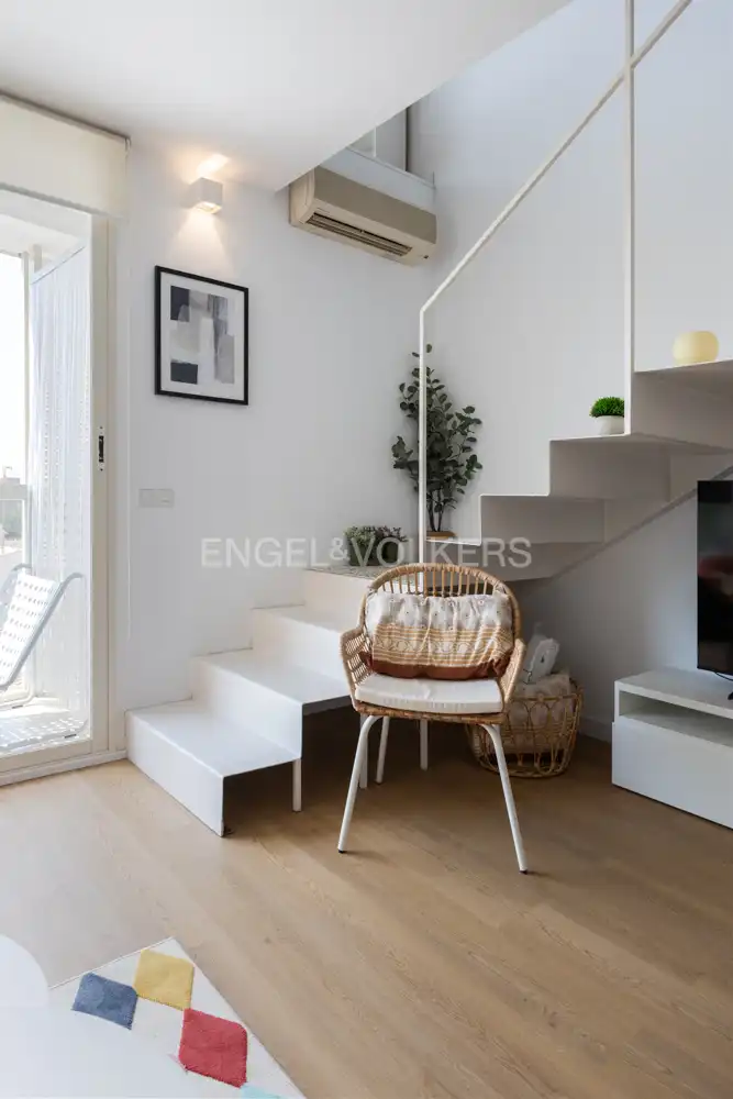 Sala d'estar de Àtic de lloguer en Valencia amb Aire condicionat, Calefacció i Parquet