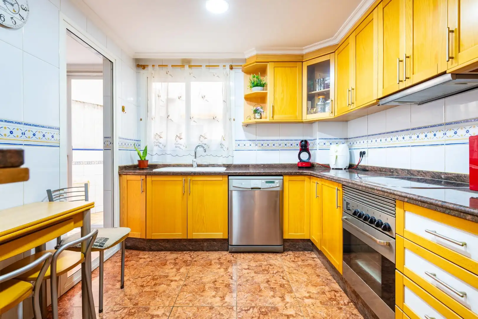 Flat with lift for sale in Avenida de Vicente Blasco Ibáñez