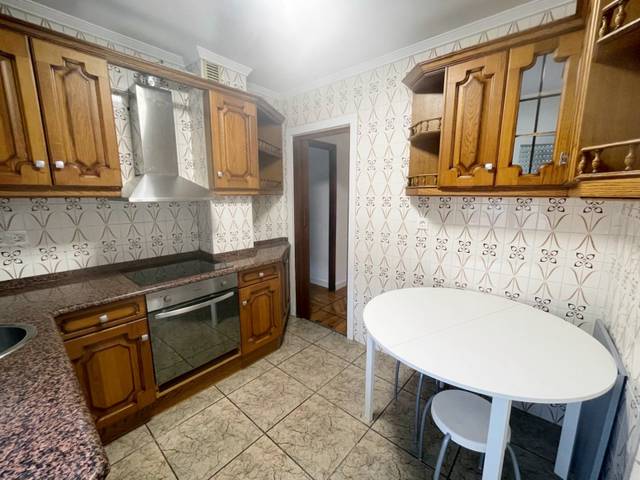 Piso en Alquiler en Renedo