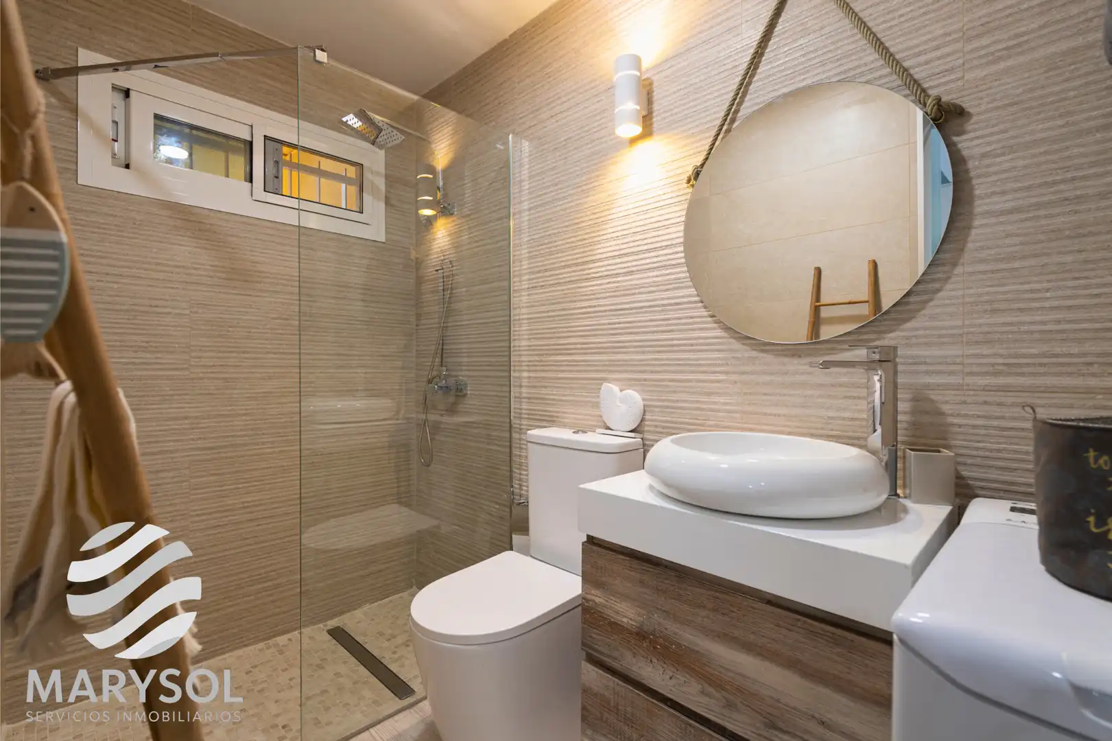 Bany de Apartament de lloguer en San Bartolomé de Tirajana amb Terrassa, Moblat i Forn