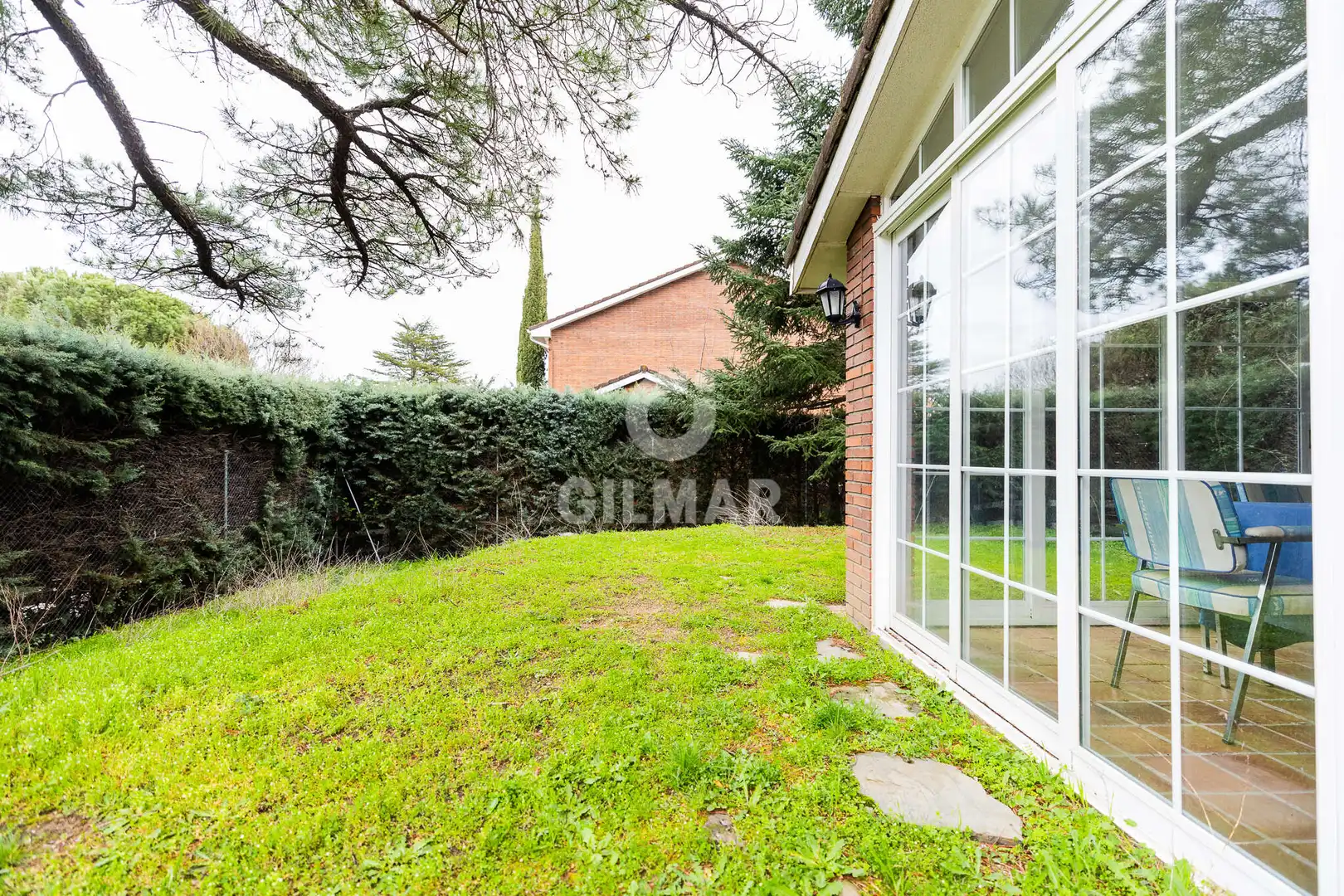 Jardín de Casa adosada en venta en Becerril de la Sierra con Calefacción, Jardín privado y Piscina