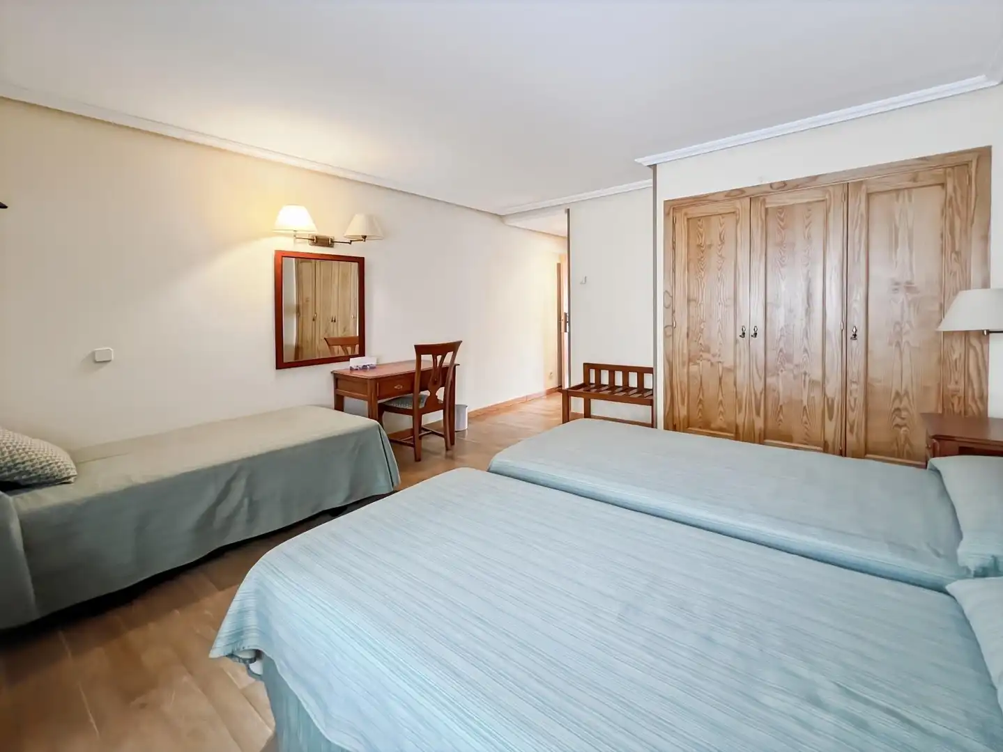 Bedroom of Country homes for sale in Buitrago del Lozoya  with Air Conditioner and Alarm