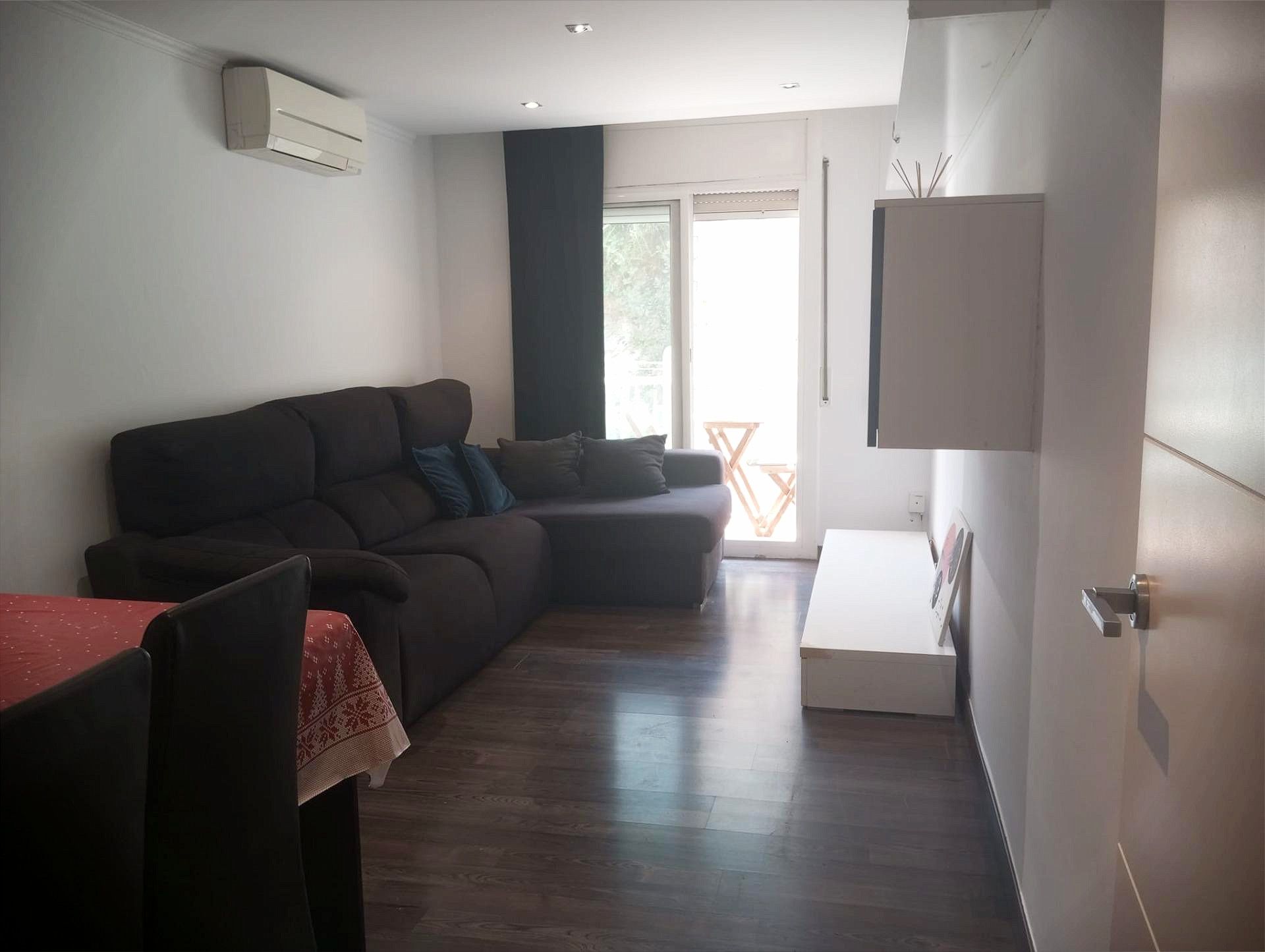 Living room of Flat for sale in Montgat  with Heating, Parquet flooring and Balcony