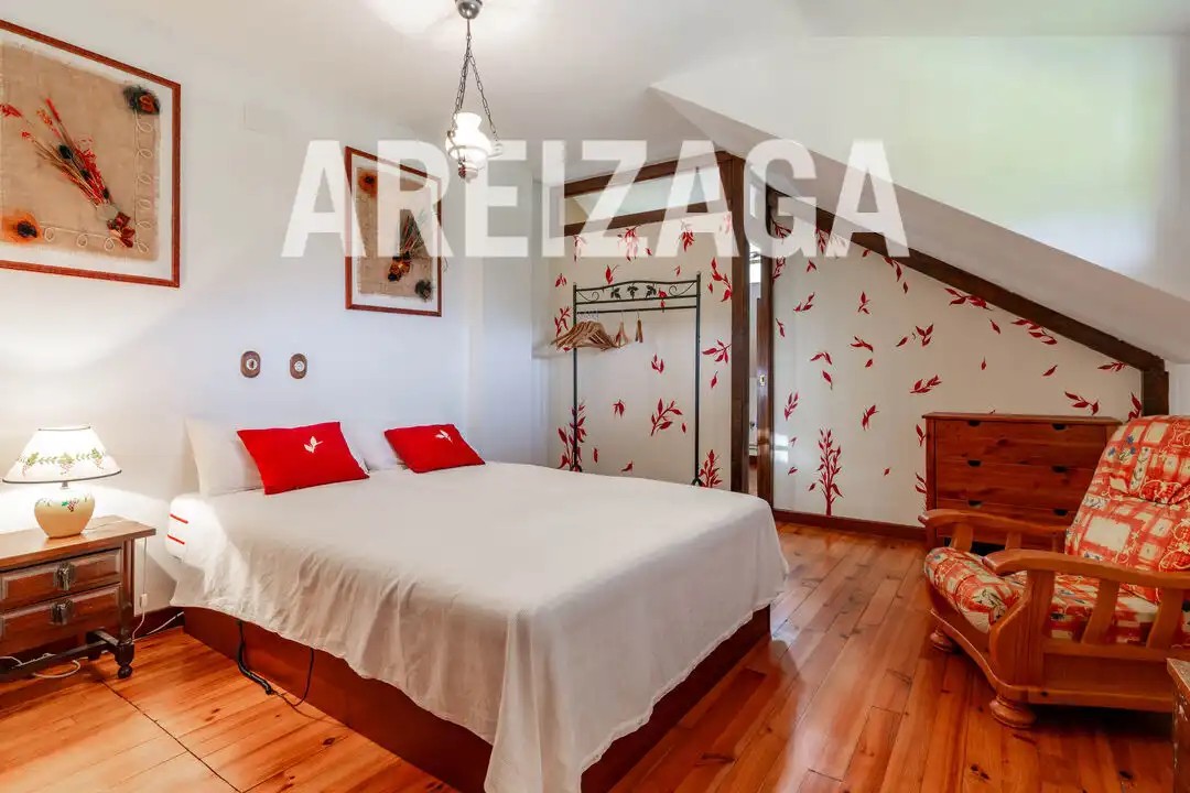Habitación de Casa o chalet en venta en Errenteria con Calefacción, Terraza y Piscina