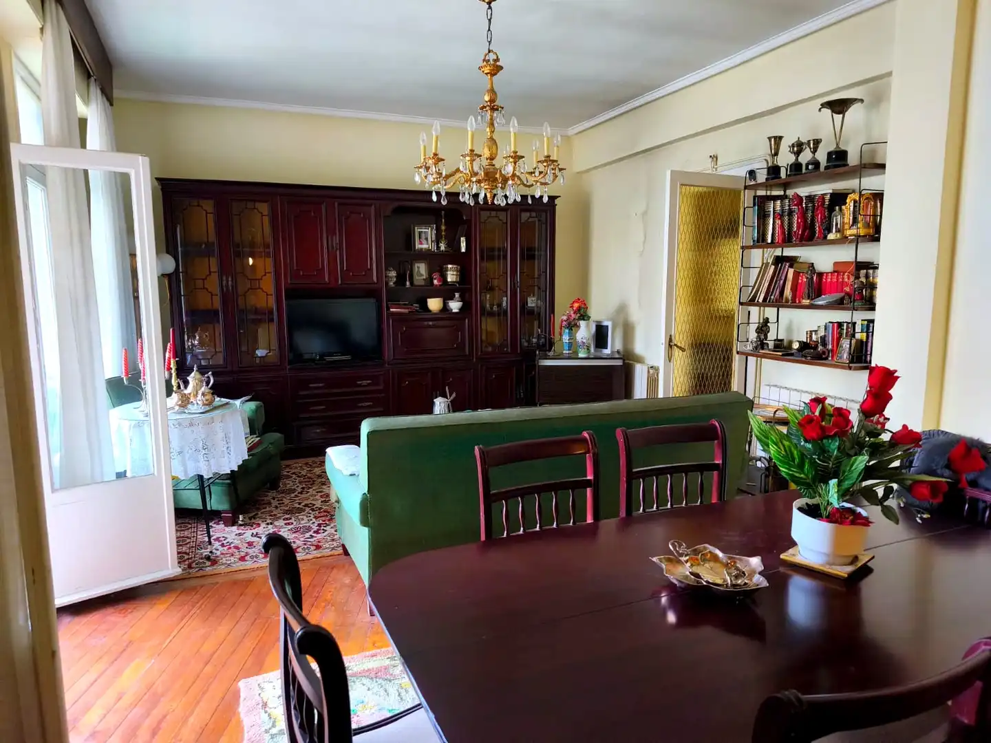 Comedor de Piso en venta en Getxo  con Amueblado y Balcón