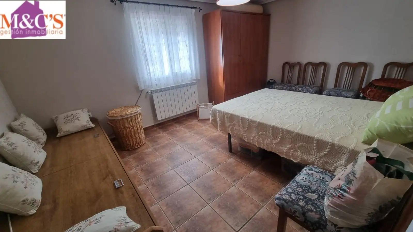 Dormitori de Casa o xalet en venda en Cabezarrubias del Puerto amb Aire condicionat, Calefacció i Jardí privat