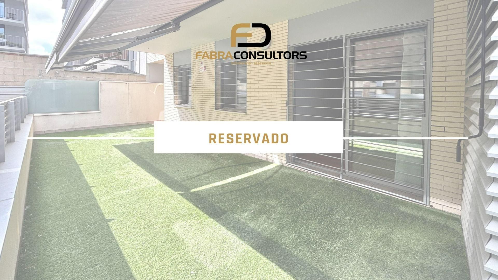 Jardín de Planta baja en venta en Badalona con Aire acondicionado, Calefacción y Terraza