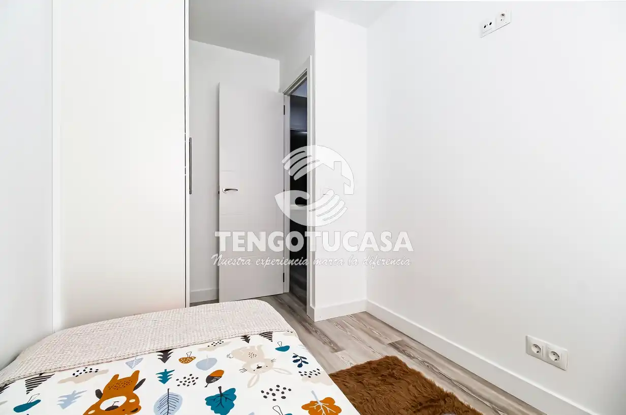 Dormitori de Pis en venda en Madrid amb Aire condicionat, Calefacció i Terrassa