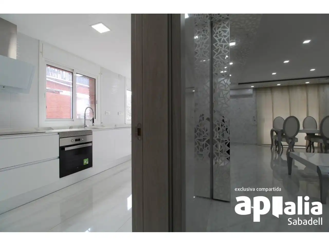 Casa amb terrassa en venda a Calle Pirineus 56, imagen 27