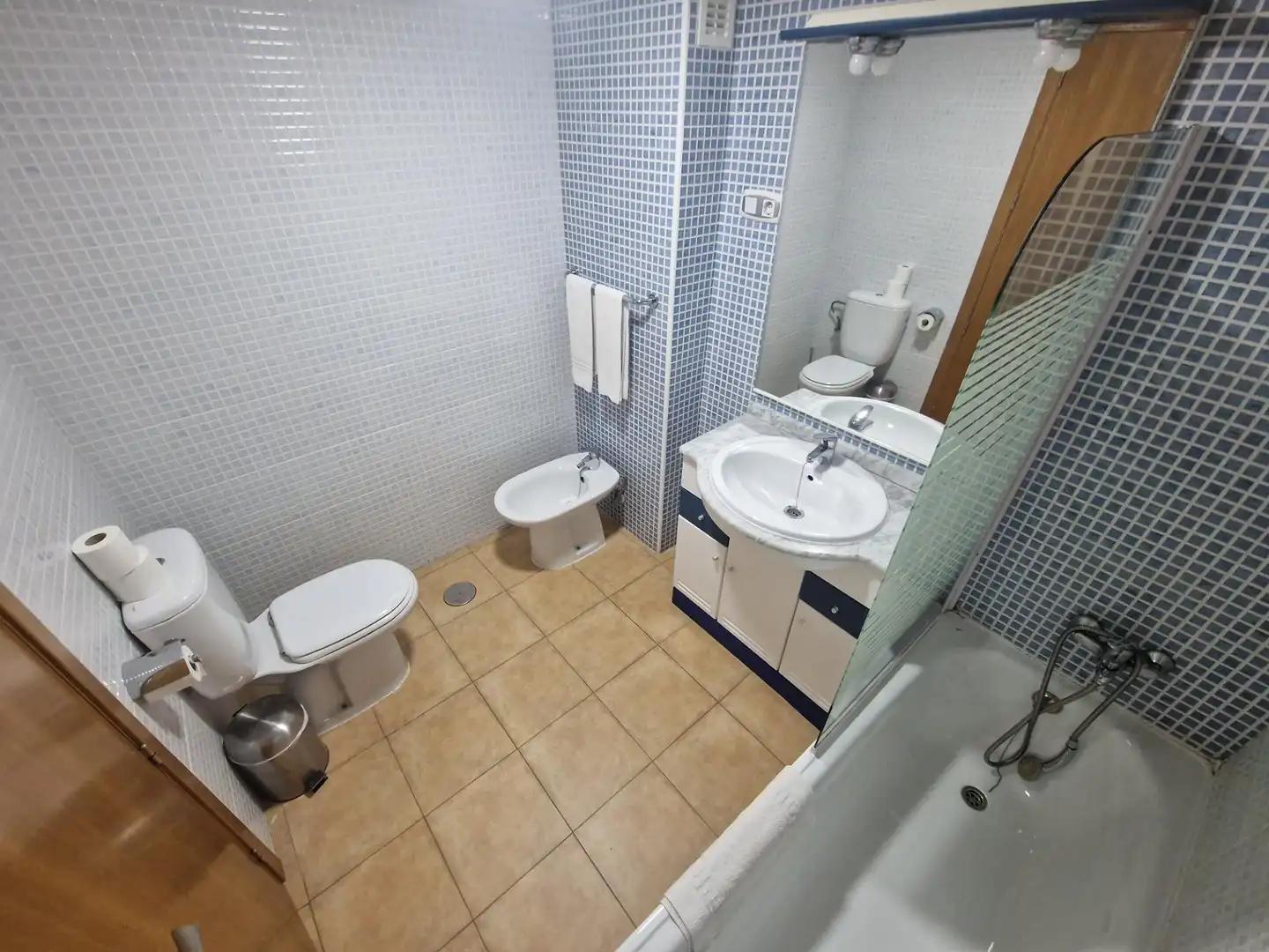 Baño de Apartamento en venta en Águilas con Aire acondicionado, Jardín privado y Terraza