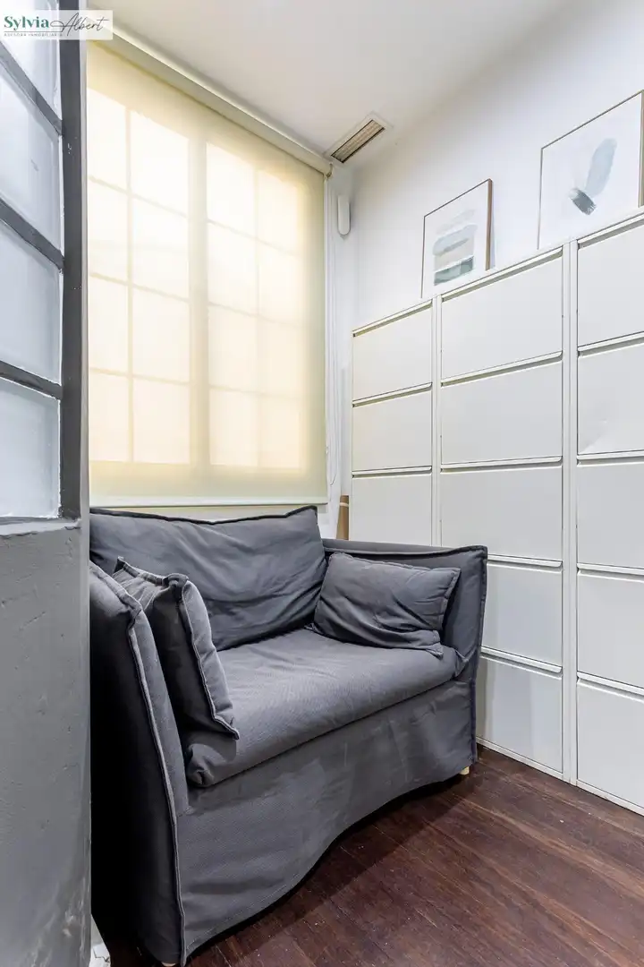 Habitación de Ático de alquiler en Valencia con Aire acondicionado, Parquet y Terraza
