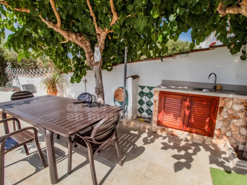 Country homes for sale in Cala Blanca