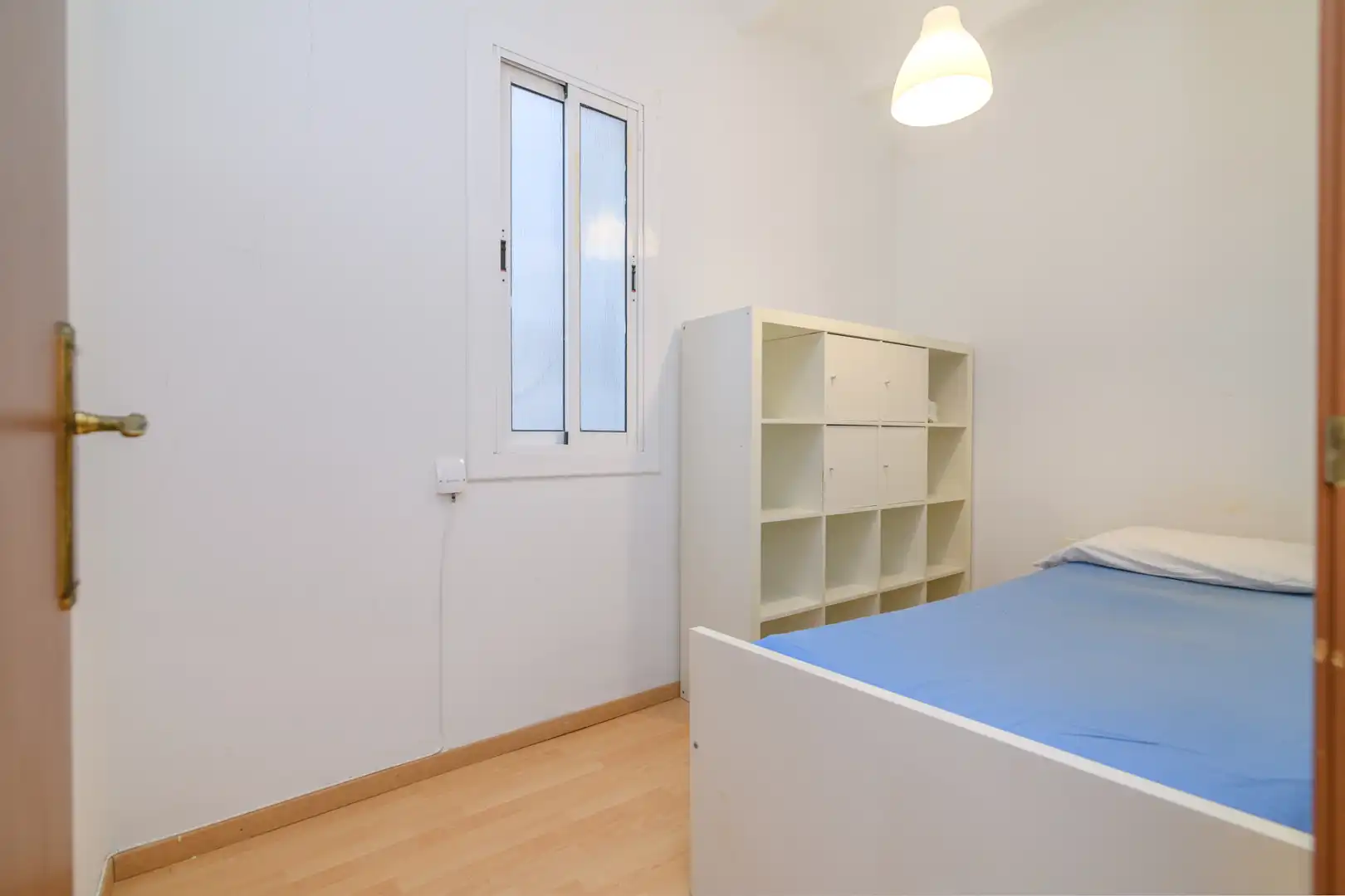 Bedroom of Flat for sale in Barcelona  with Parquet flooring, Terrace and Balcony