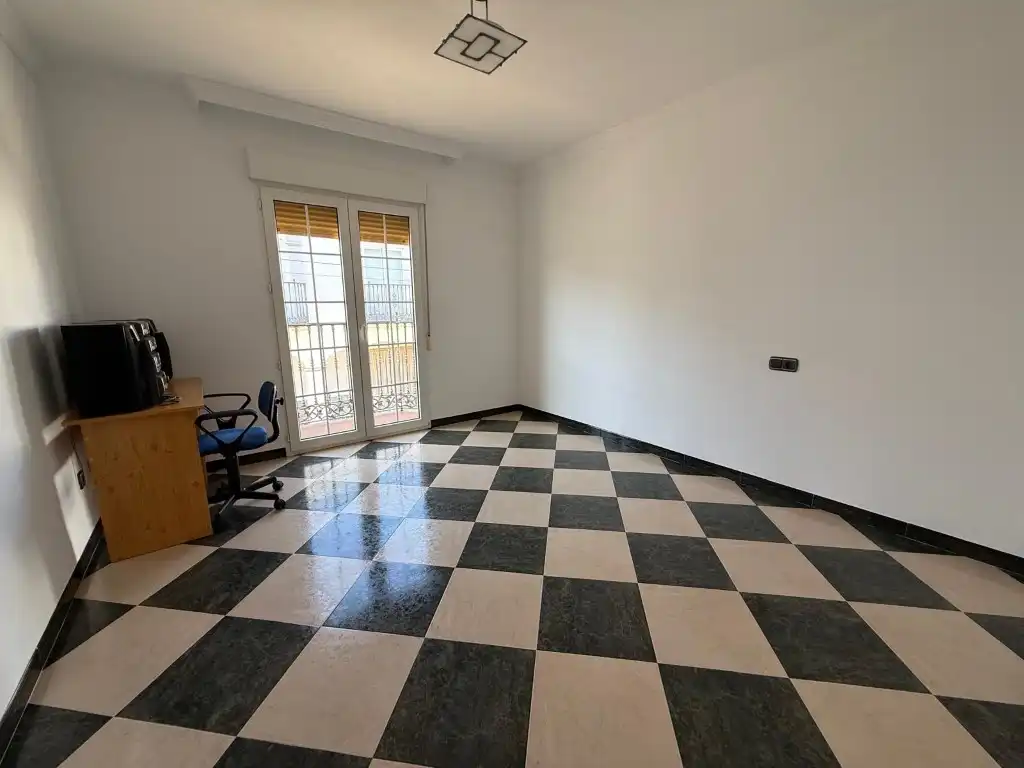 Houses for sale in Zafarraya  with Terrace, Storage room and Furnished