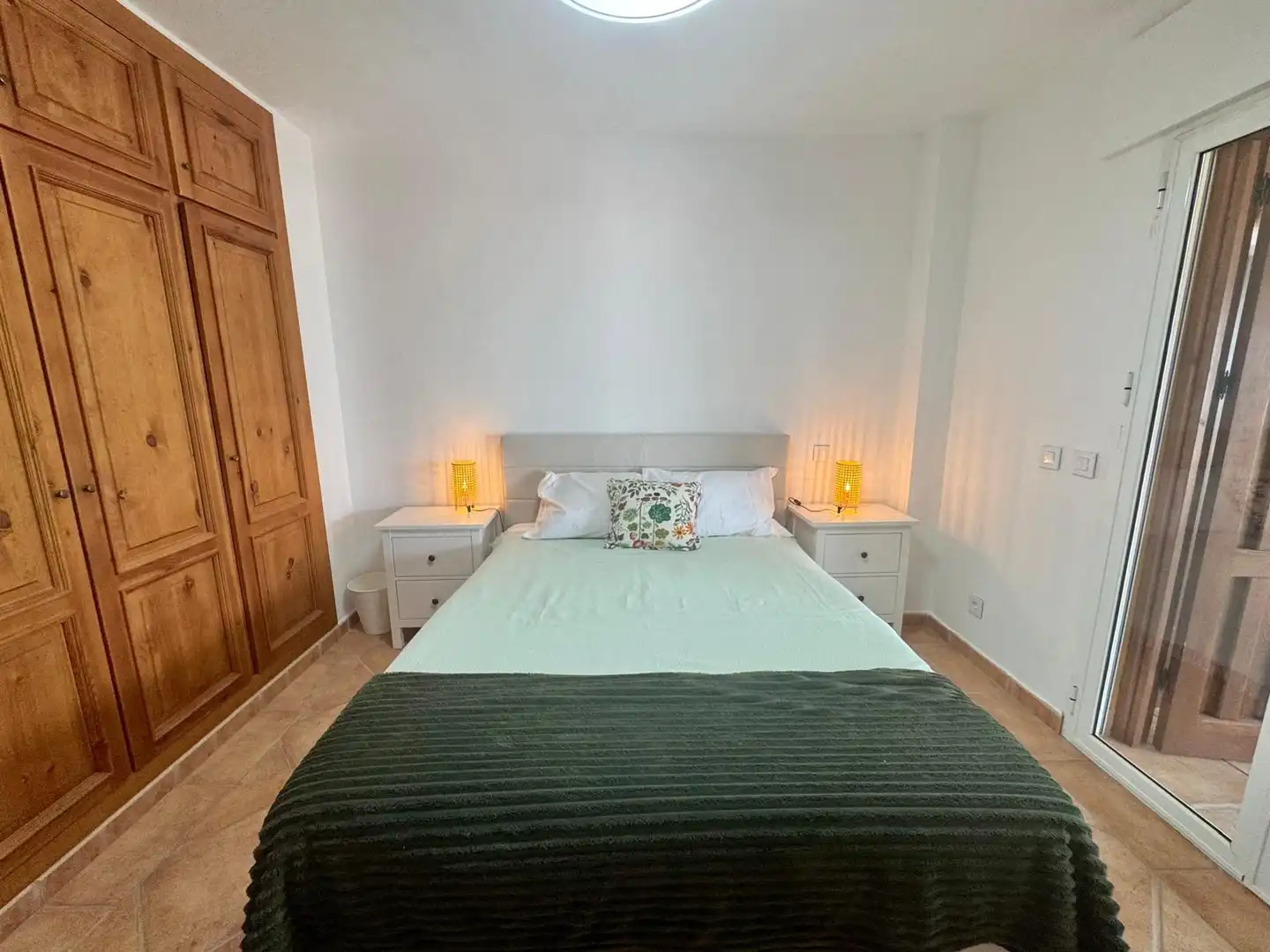 Bedroom of Apartments for rent in Marbella  with Air Conditioner, Terrace and Furnished