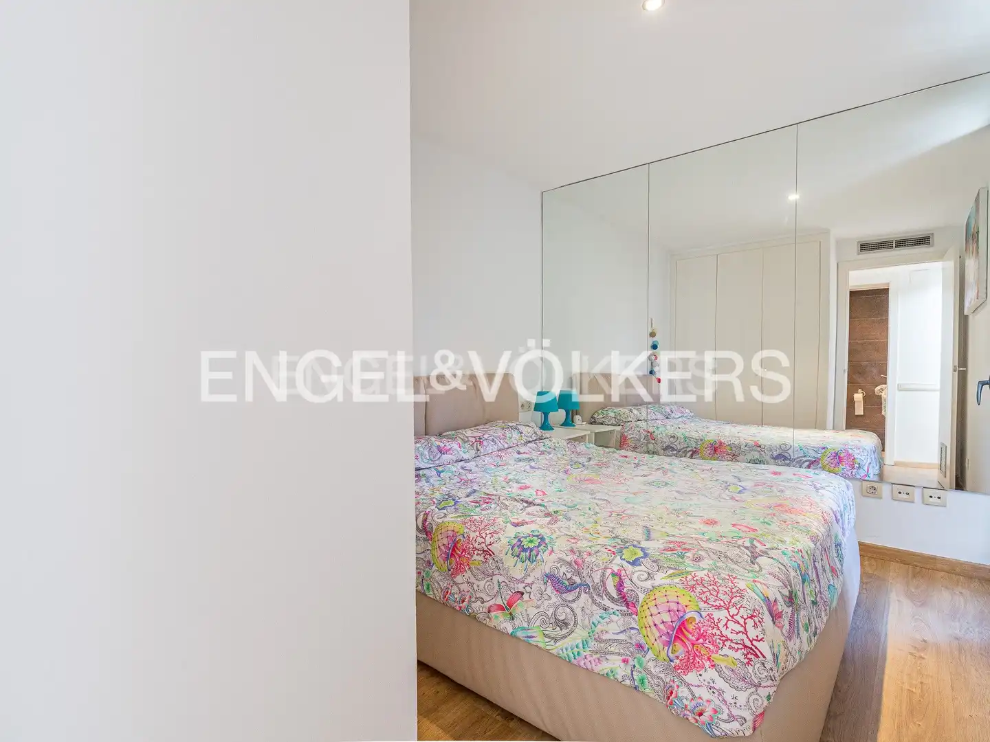 Habitación de Ático en venta en Ciutat Vella