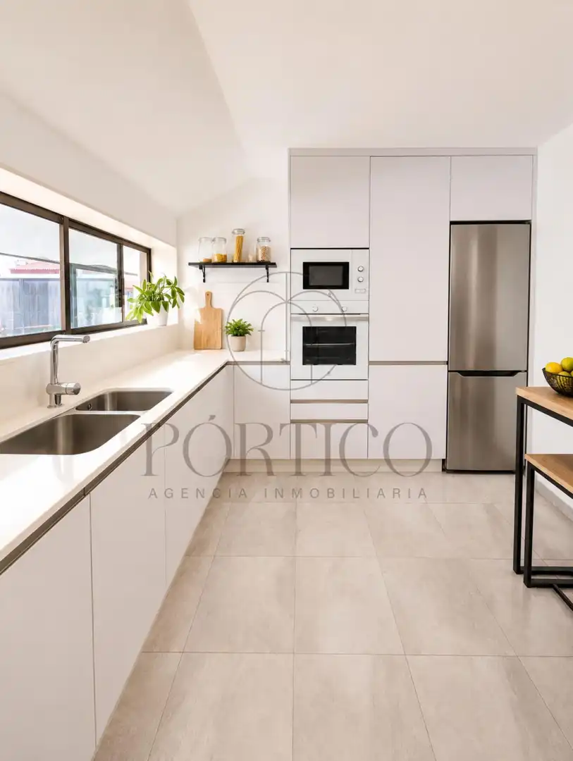 Kitchen of Attic for sale in Tui  with Air Conditioner, Heating and Balcony