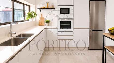 Foto 2 de Ático en venta en Calle Martínez Padín, Tui, Pontevedra