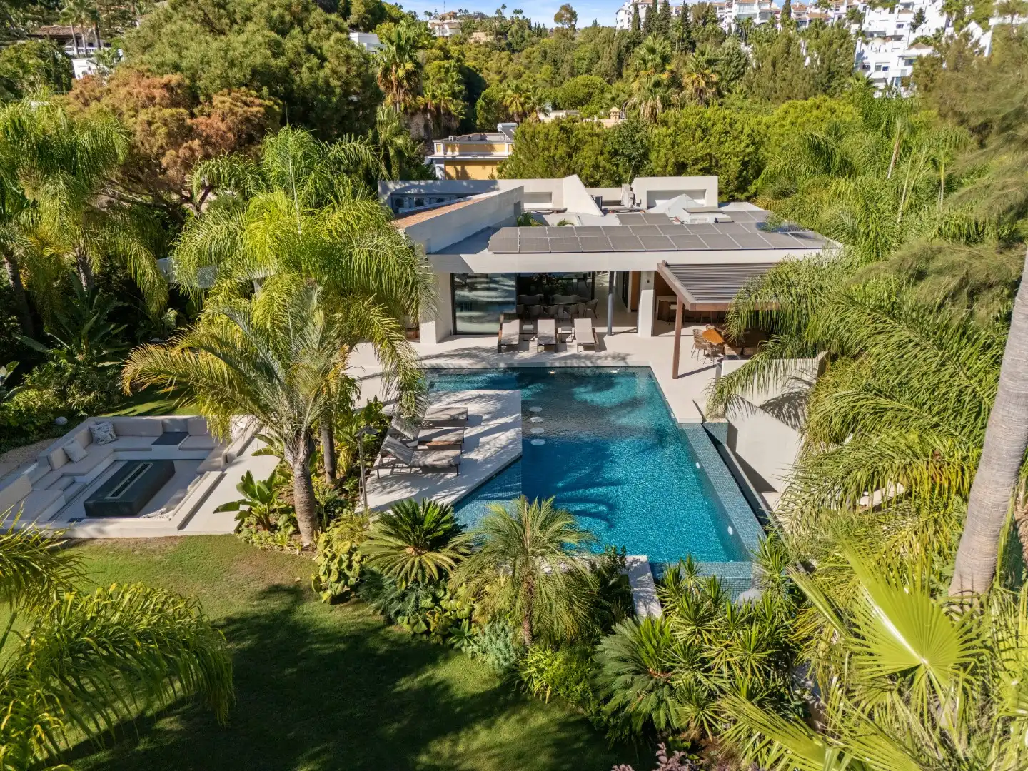 Casa con piscina en venta en Elviria - Cabopino, imagen 7