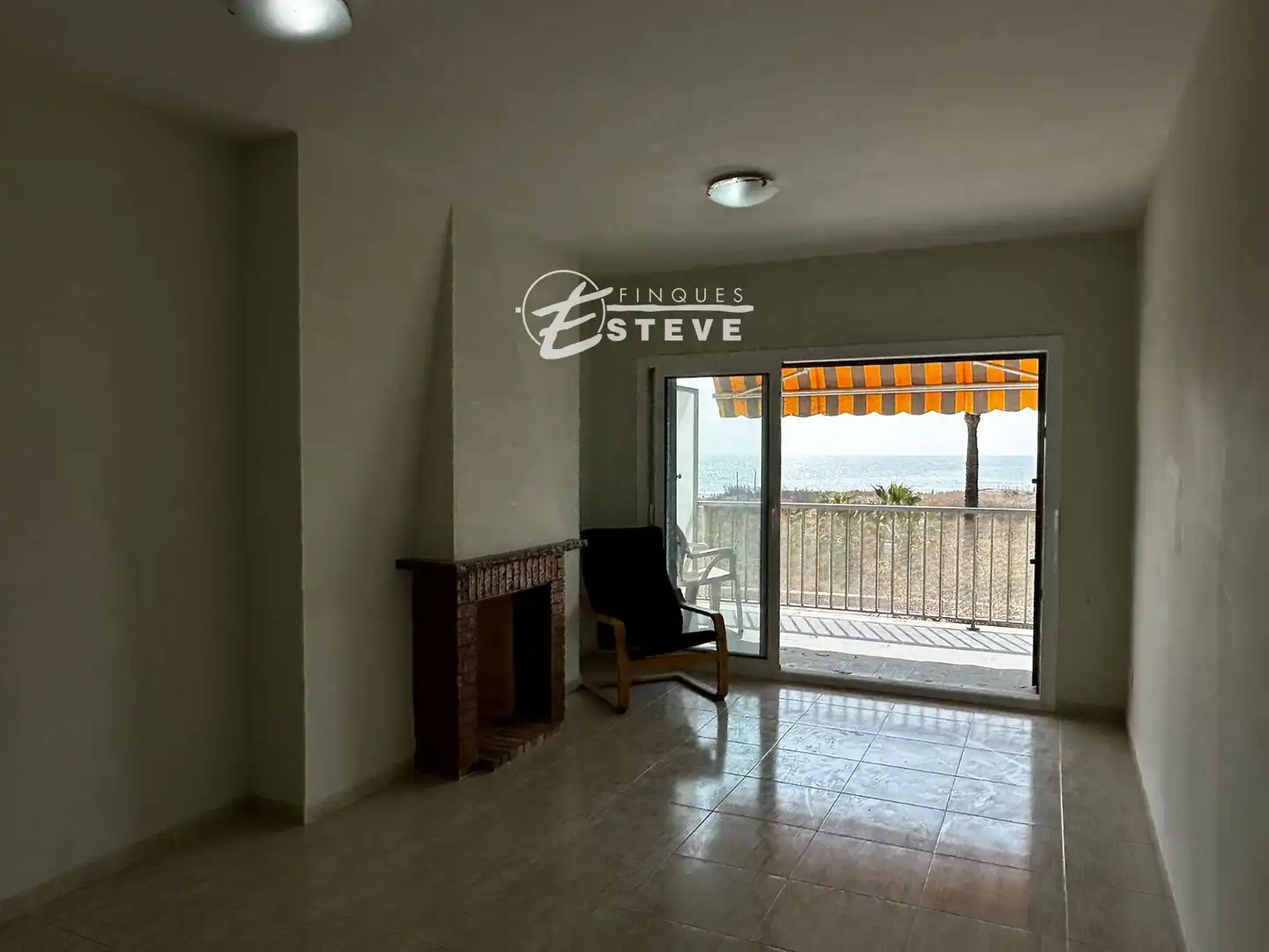 Wohnzimmer von Wohnung zum Verkauf in Calafell mit Terrasse und Abstellraum